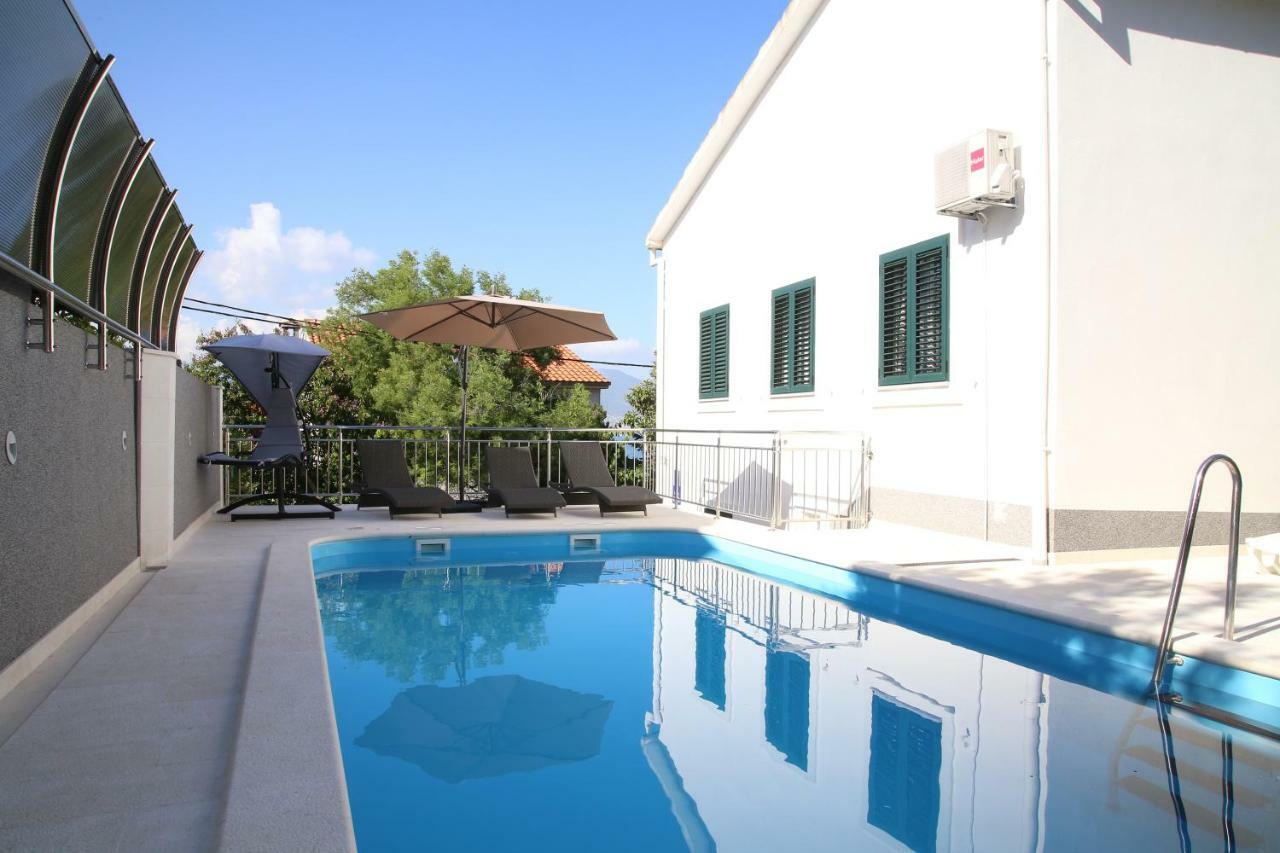 Вилла Luxury House With Pool Трогир Экстерьер фото