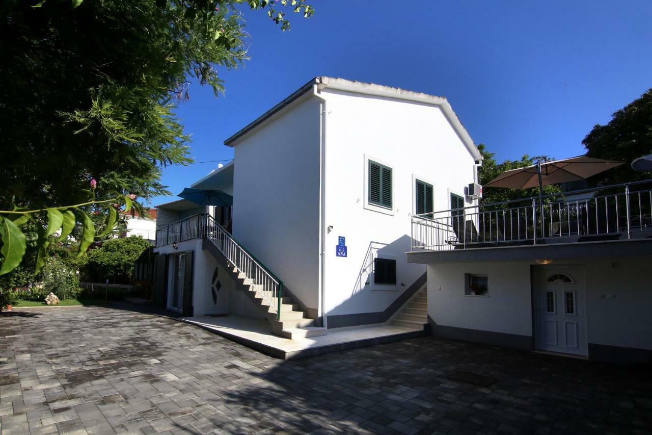 Вилла Luxury House With Pool Трогир Экстерьер фото